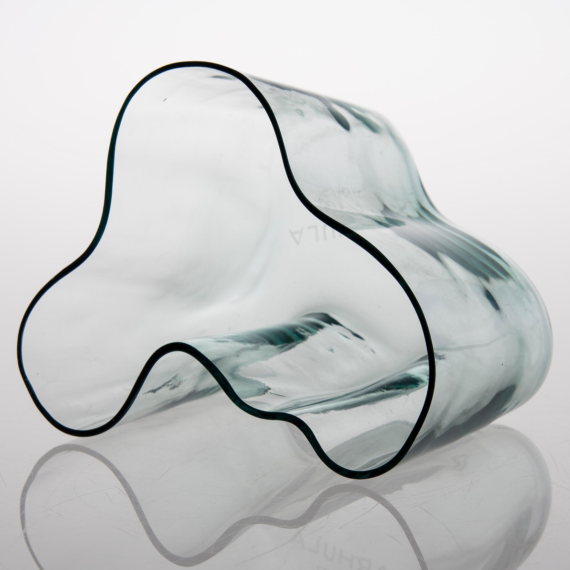 A 'Savoy' vase signed Karhula 22 IX 37.