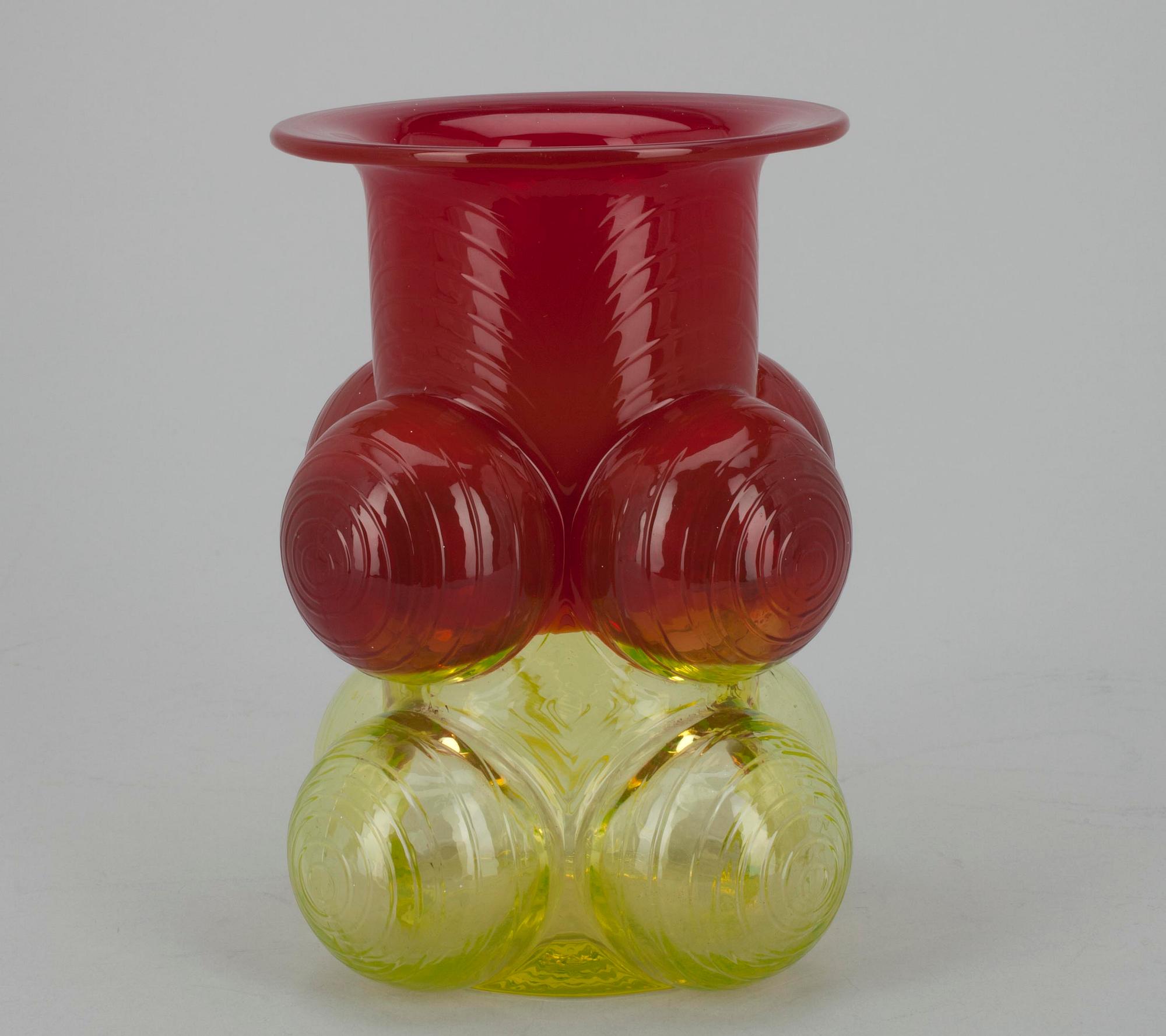 VAS, glas, "Pajazzo", signerad Nanny Still Riihimäen Lasi Oy. 1970-tal.