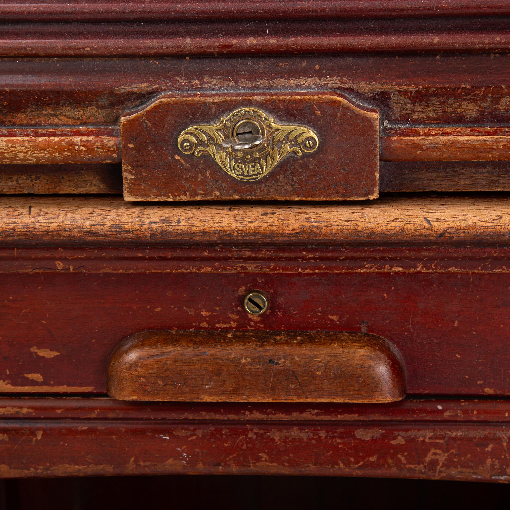 Skrivbord med rullklaff, Åtvidabergs Snickerifabrik, 1900-talets första hälft.