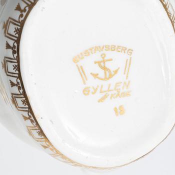 Wilhelm Kåge, kaffeserviser, porslin, olika modeller, 30 delar totalt, Gustavsberg, 1920-30-tal.