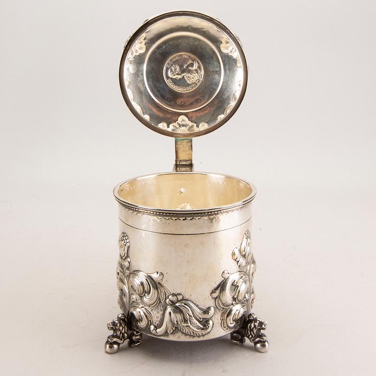 A Swedish 20th century silver tankard nark of CG Hallberg Stockholm 1949 weight 1120 gr.