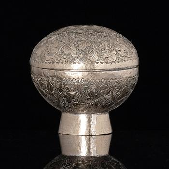 A silver box with cover, Tang dynasty (618-907).