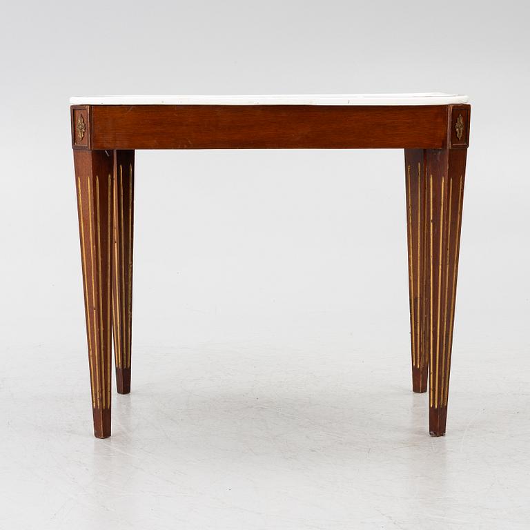 Rörstrand, a tea table, first half of the 20th Century.