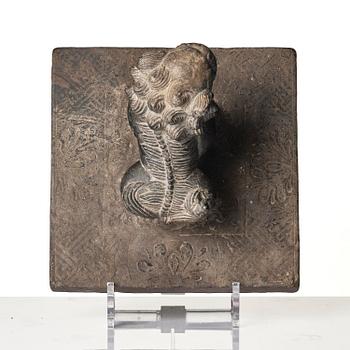 Pappersvikt, sten. Troligen sen Mingdynasti.