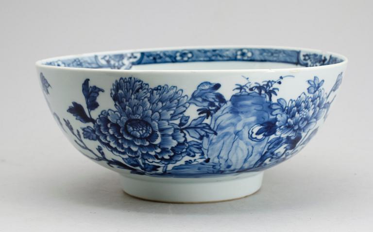 BÅLSKÅL, porslin, Kina, troligen 1800-tal.