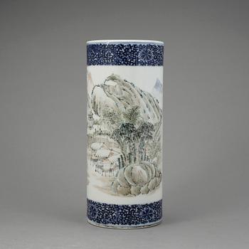 VAS, porslin, Kina, 1800/1900-tal.