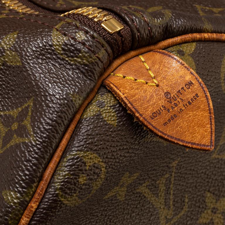 LOUIS VUITTON, a 'Keepall 50' weekendbag.