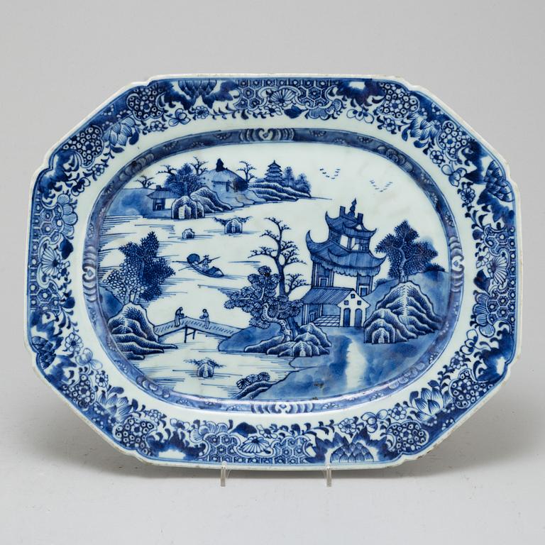 SERVERINGSFAT, kompaniporslin. Qingdynastin, Qianlong (1736-95).