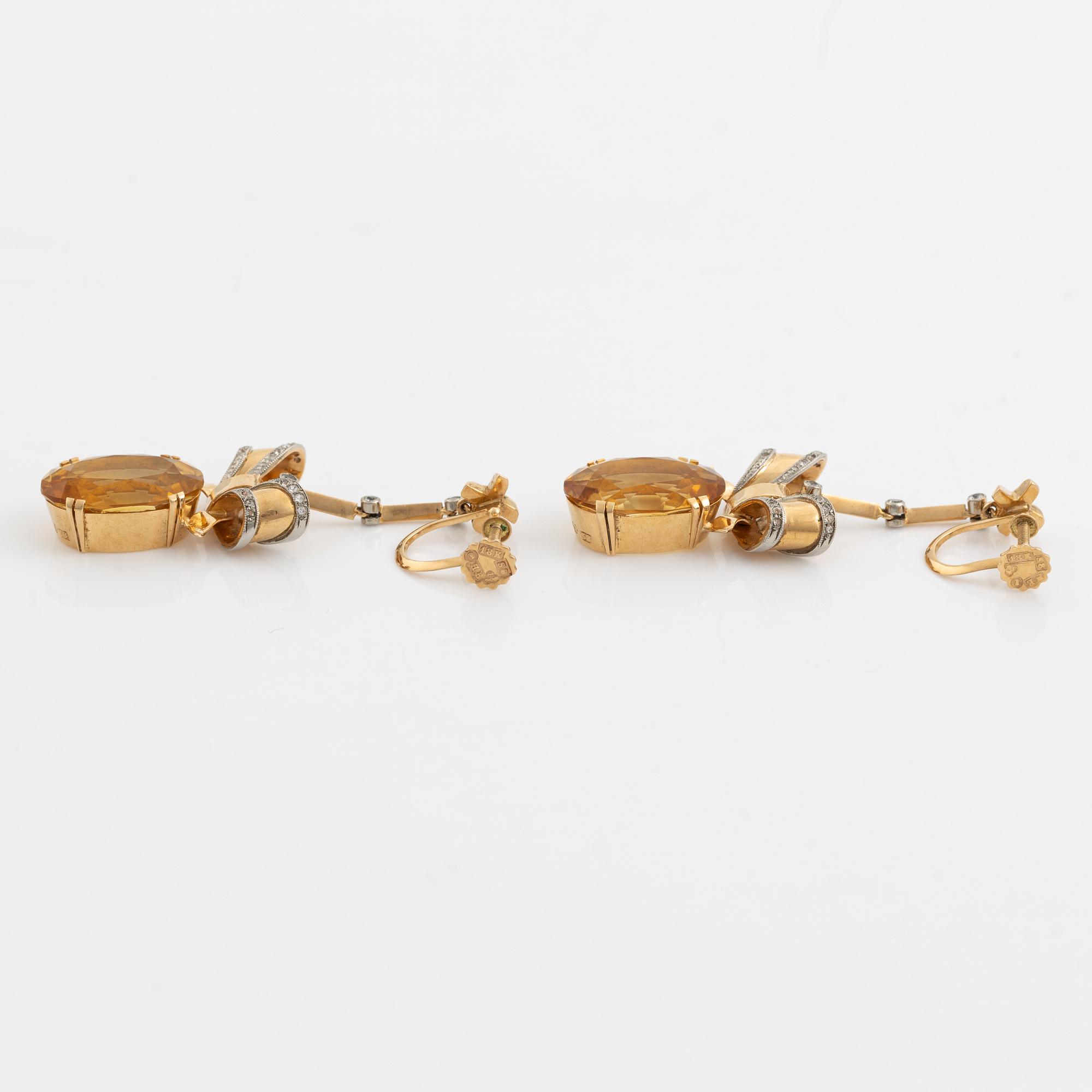 Earrings, a pair, Stigbert, Engelbert, 18K gold with faceted citrines and white stones.