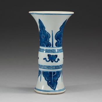 A blue and white Gu shaped vase, Qing dynasty, Kangxi (1662-1722).