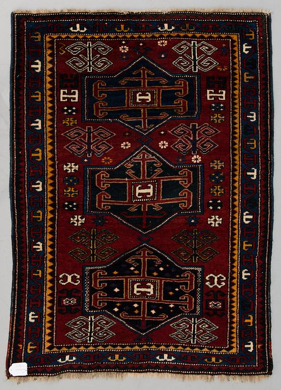 MATTO, Kazak, semiantiikki 106x144 cm.