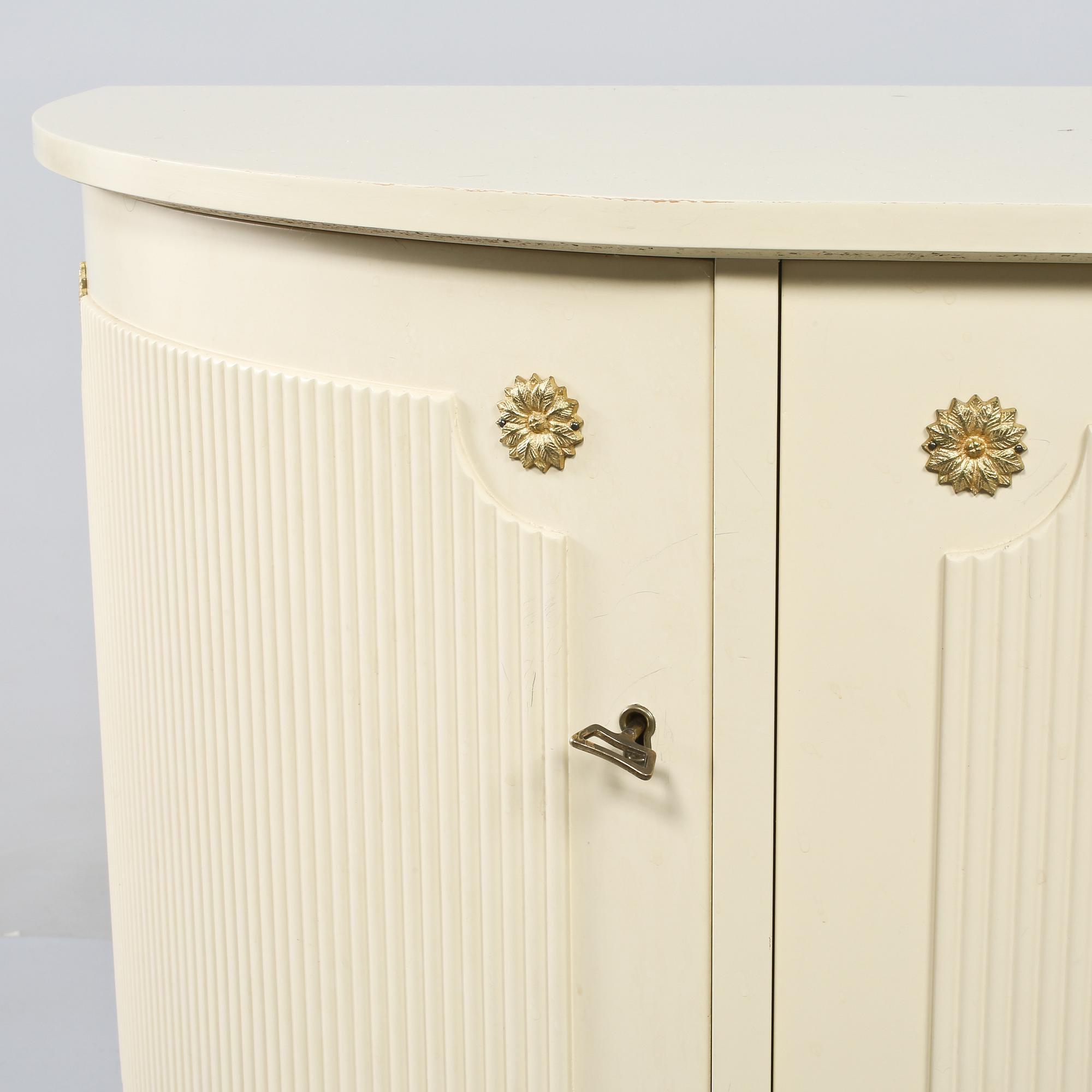 SIDEBOARD, gustaviansk stil, 1900-talets andra hälft.