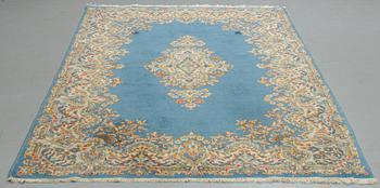 Matto, a semi-antique/an old Kerman, ca 270,5-272,5 x 182-183 cm.