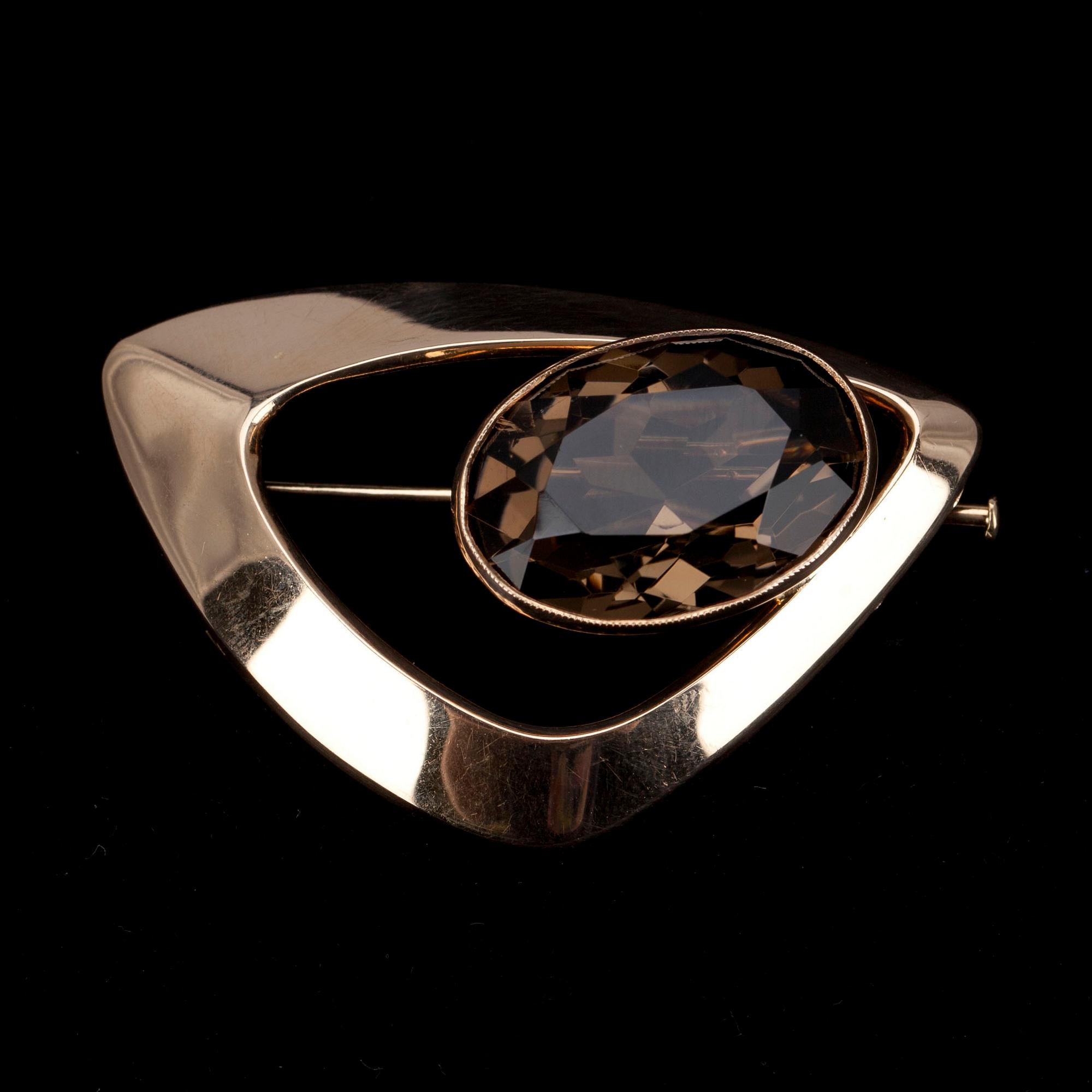 BROSCH, guld 14K, rökkvarts, Alppikulta 1967. Vikt 7,5 g.