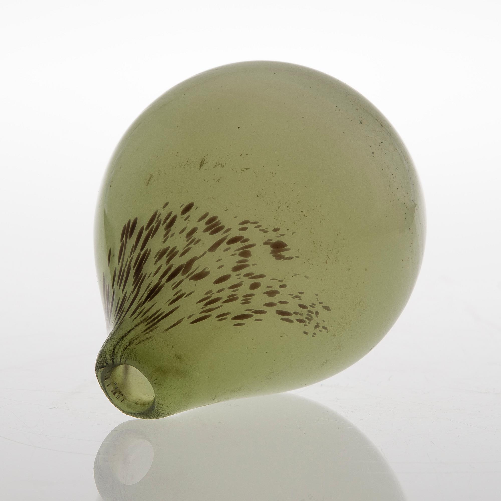 TAPIO WIRKKALA, MALJAKKO, "Päärynä", lasia, signeerattu Tapio Wirkkala Iittala.