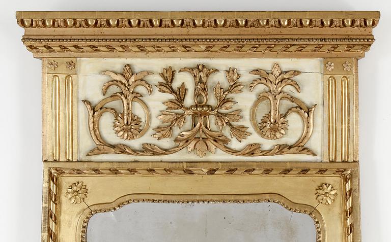 SPEGEL, sengustaviansk, omkring år 1800.