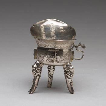 A Chinese silver jue, Qing dynasty with an inscription.