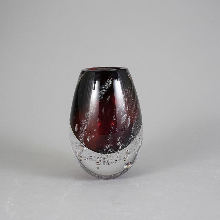 VAS, glas, märkt studio, Åhus, numrerad 1790 HD AZ US 12.