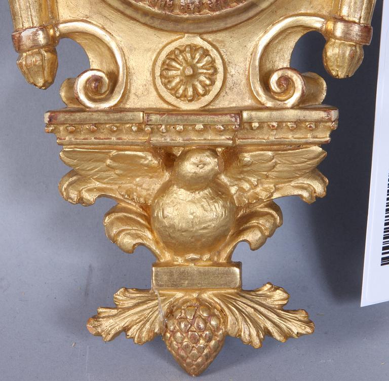 FICKUR, 18K guld, samt FICKURSTÄLL, trä och silver, 1900-talets början.