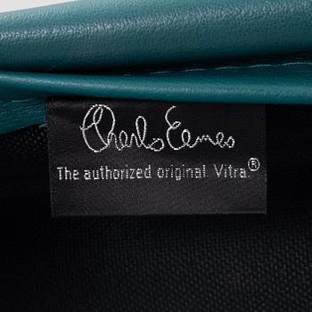 Charles & Ray Eames, Desk chair, model EA 117, Vitra.