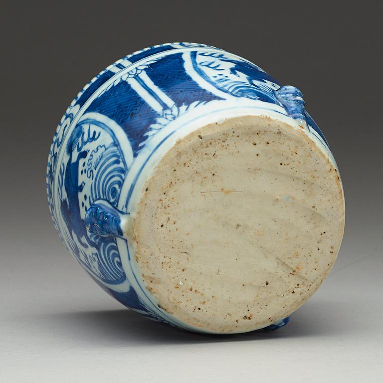 A blue and white censer, Ming dynasty, Wanli (1573-1620).