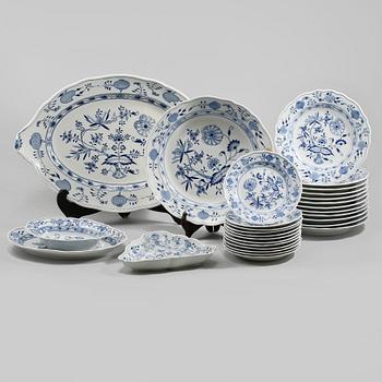 SERVISDELAR, 29 st, porslin, Meissen, 1900-tal.
