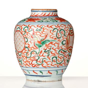 A wucai Transitional jar, 17th Century.