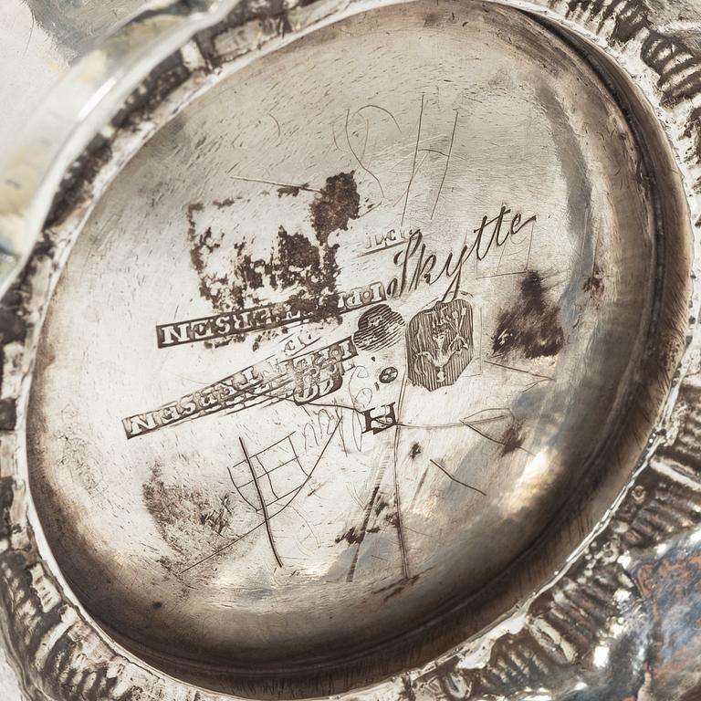 Johan Pettersen, bägare, delvis förgyllt silver, Söderhamn 1766. Rokoko.