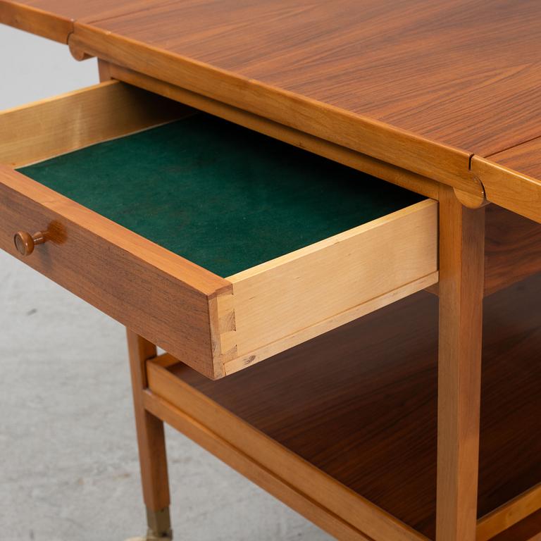 Josef Frank, serveringsvagn, modell 756, Firma Svenskt Tenn, 1900-talets.