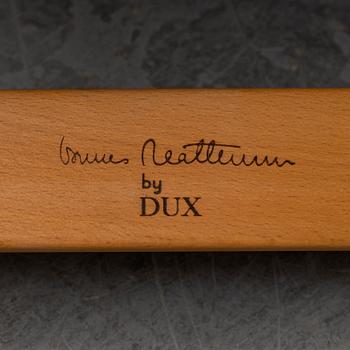 BRUNO MATHSSON, fåtölj "Pernilla 69", Dux, 1900-talets andra hälft.