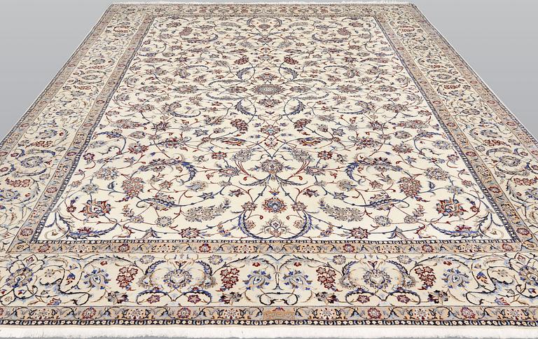 Matta, Nain, part silk, sk 4 LAA, 360 x 252 cm.