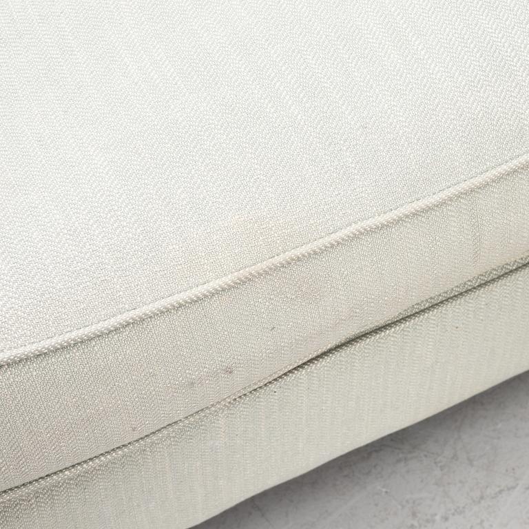 A Howard model sofa, 21st century.