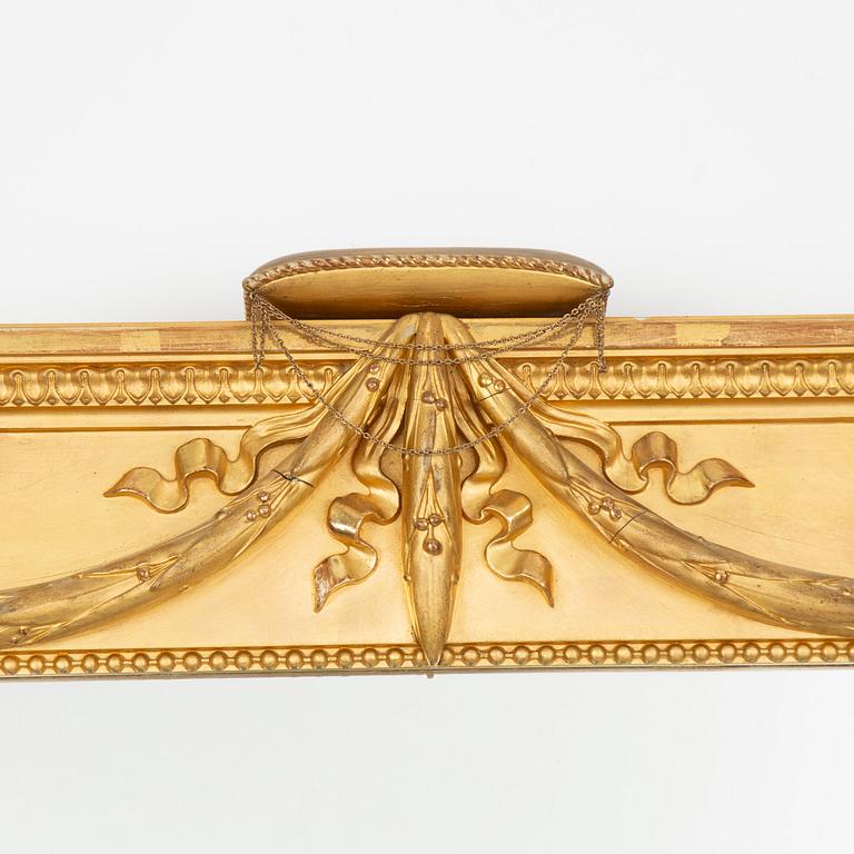 Spegel, 1900-talets mitt. Gustaviansk stil.