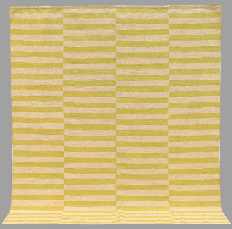 MATTA, slätväv, ca 287 x 250 cm.