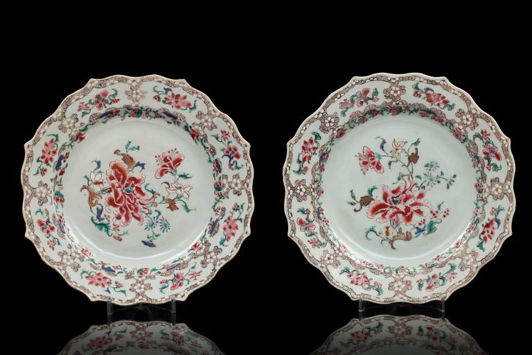 TALLRIKAR, 4 st. Porslin. Kina 1700-tal.
