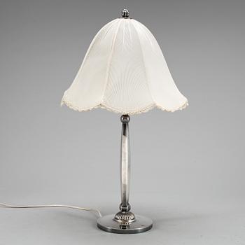 BORDSLAMPA, nysilver, CG Hallberg, Stockholm, 1900-talets första hälft.