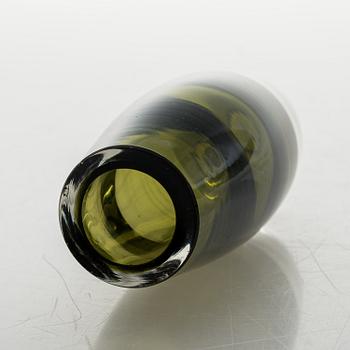 ERKKI VESANTO, VASER, 4 st, glas. Signerade.