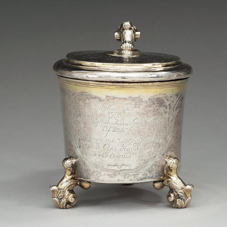 A Swedish 18th century parcel-gilt tankard, makers mark of Bengt Collin, Uppsala (1699-1755).