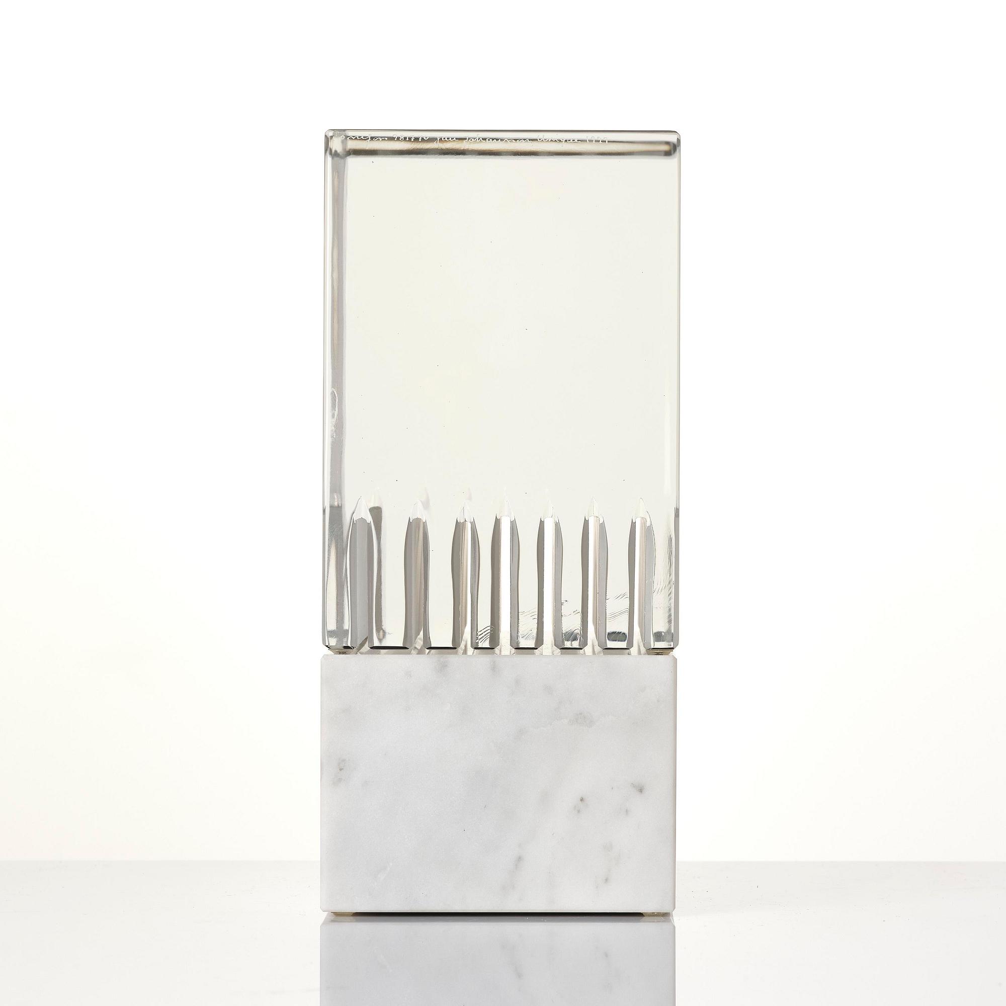 Jan Johansson, unik skulptur, slipat glas, Orrefors 1999.