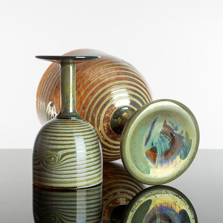 OIVA TOIKKA, goblets, 2 ps, signed, Nuutajärvi, Notsjö, Finland.