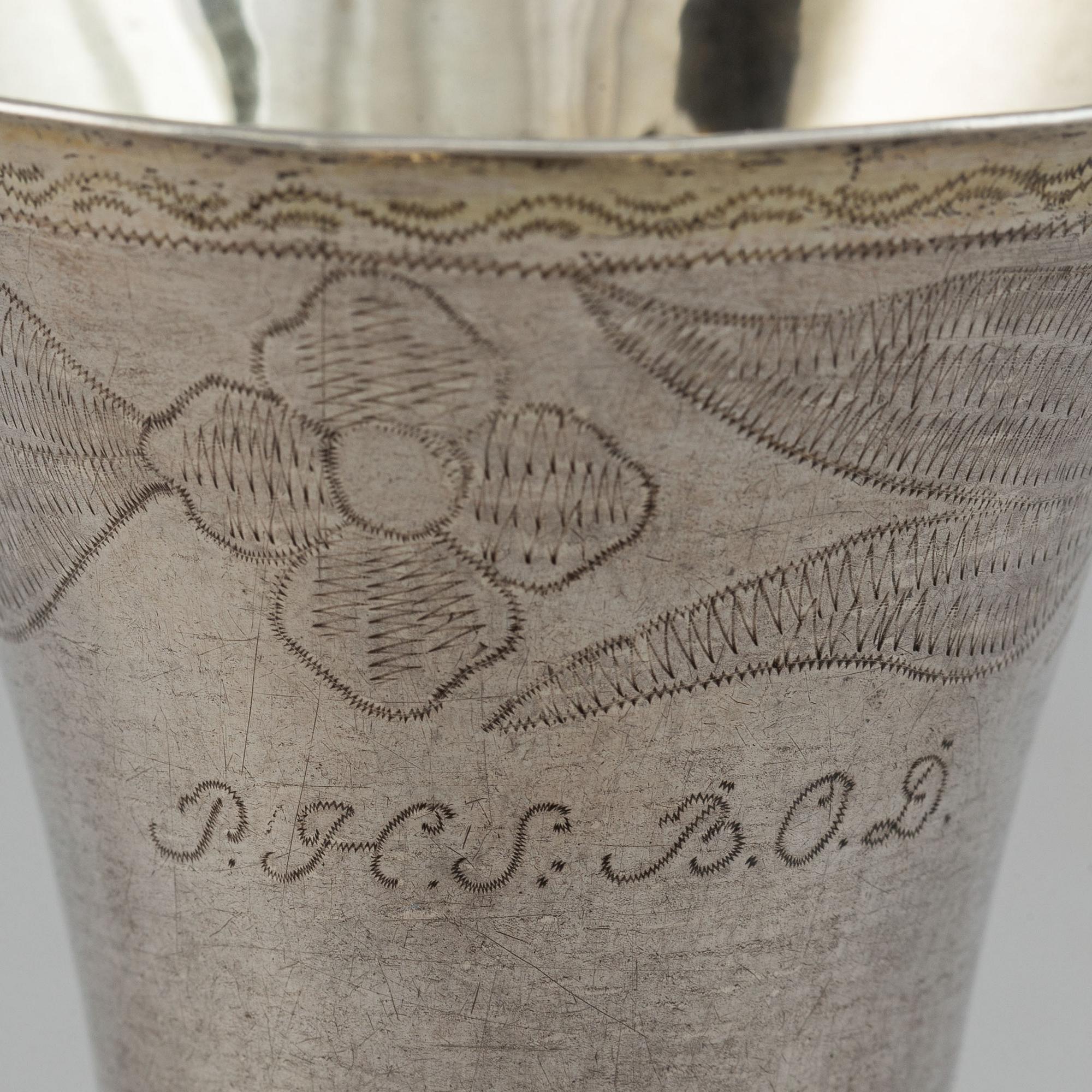 A swedish silver beaker. Mark of EA Körsner, Falun 1797.