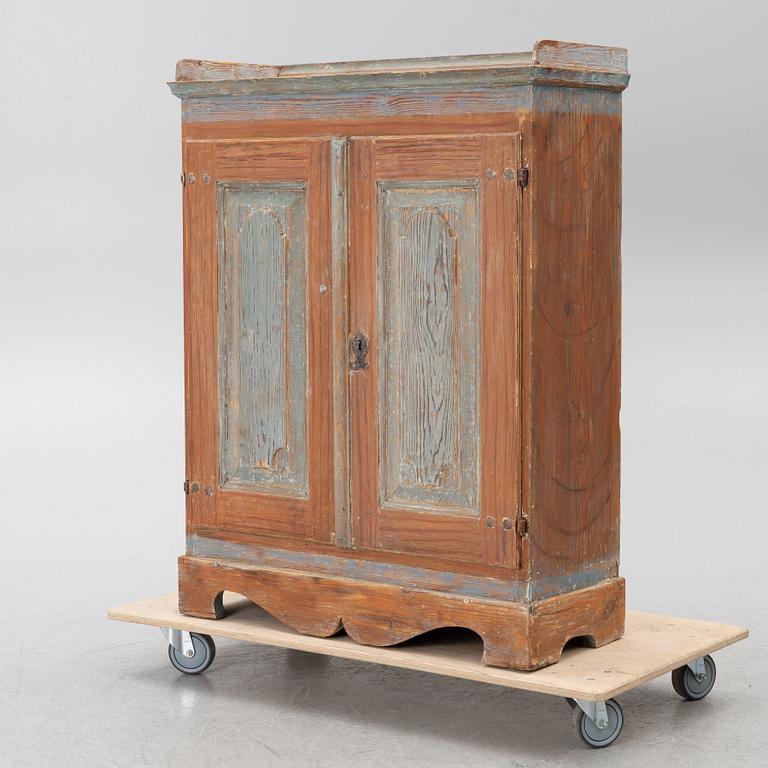 Cabinet, 19th century.