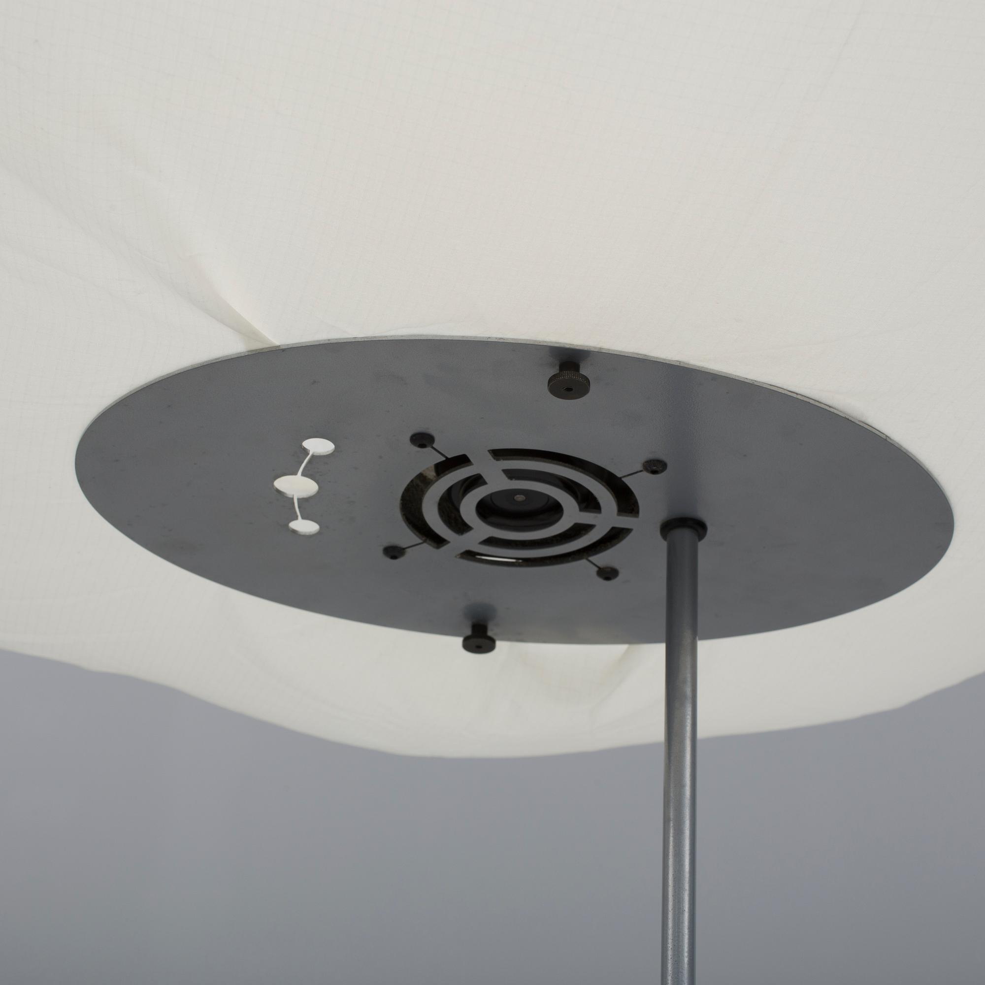 GOLVLAMPA, "Globlow", Snowcrash, Design Vesa Hinkola, Markus Nevalainen, Rane Vaskivuori, omkring 2000.