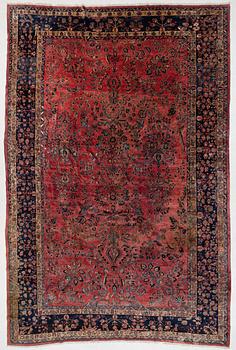 Carpet, antique Sarouk, known as "American", western Persia. 509 x 327 cm.