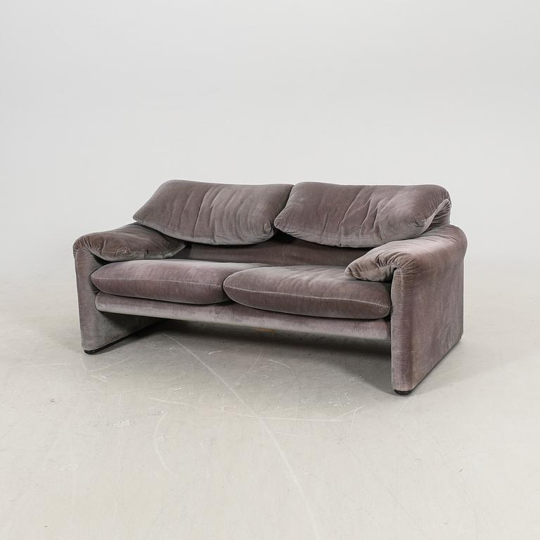 Vico Magistretti, soffa "Maralunga" för Cassina Italien sent 1900-tal.