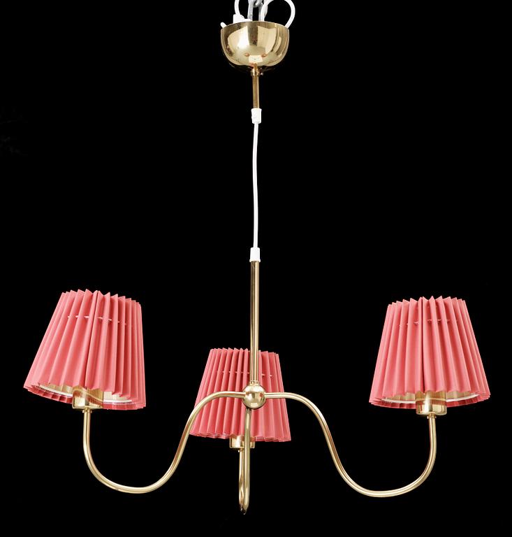 TAKLAMPA, modell 2479, Josef Frank, Svenskt Tenn. Formgiven 1933. H 35.