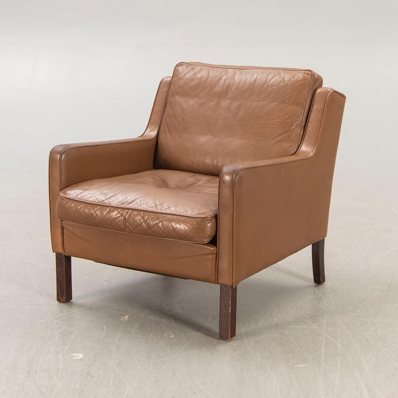 Sofa and armchair, Georg Thams, A / S Vejen Polstermøbelfabrik, Denmark, 1960s.