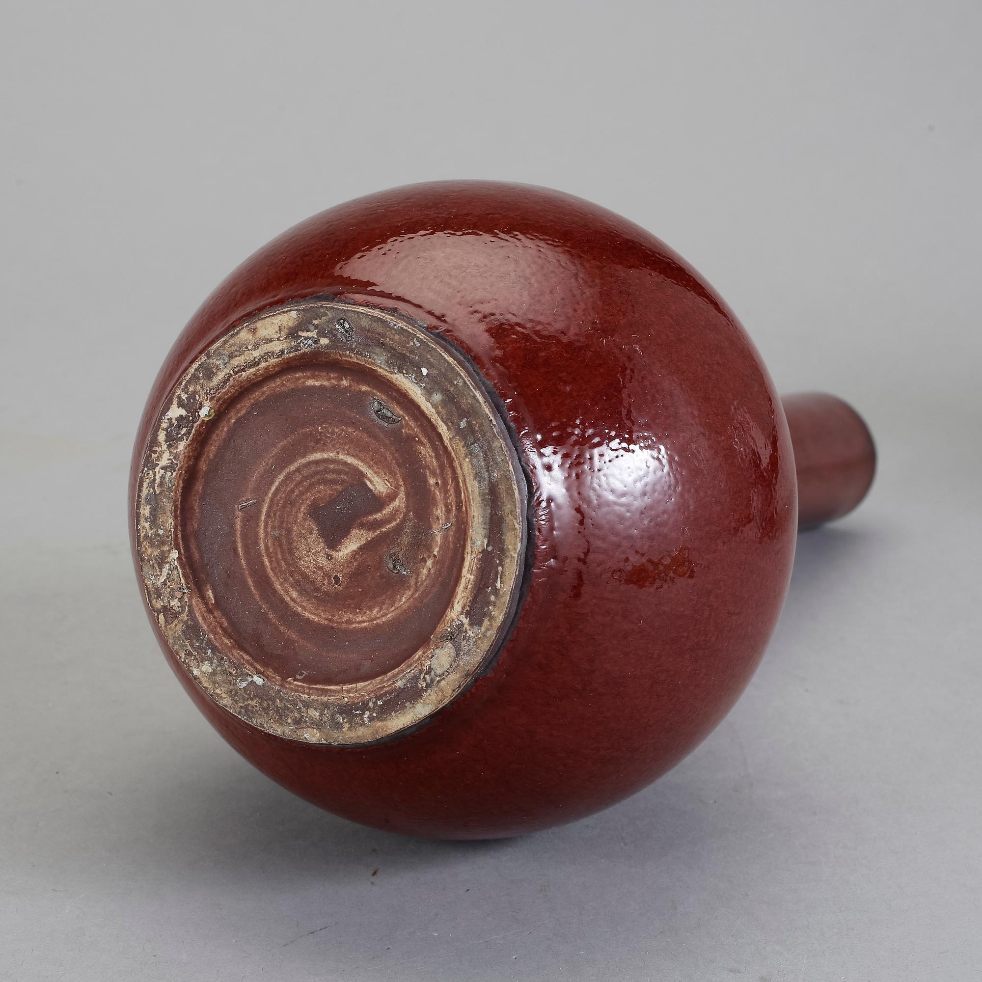 VAS, stengods, Kina, modern tillverkning.