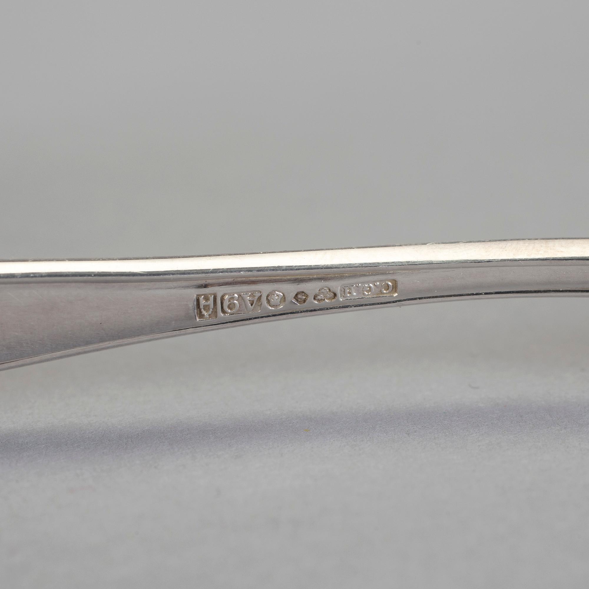 FÖRRÄTTSBESTICK, 24 delar silver. Modell Drottning Victoria, GAB, Stockholm 1940-50-tal. Total vikt 823 gr.