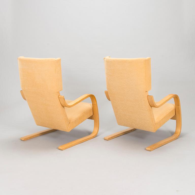 Alvar Aalto, a pair of 1960s '401' armchairs for Artek.